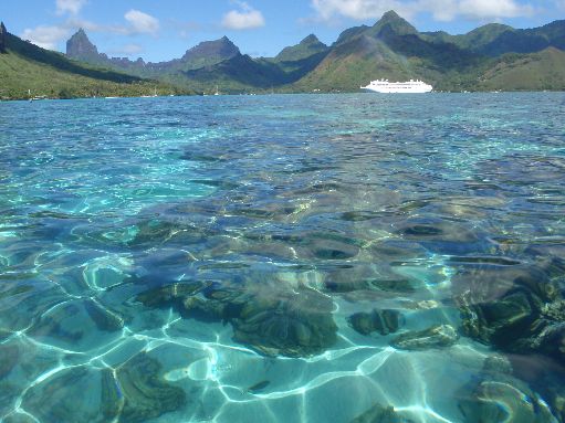 Moorea - Stunning Opunohu Bay