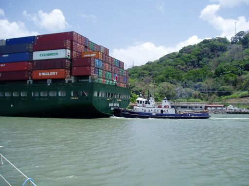 Container Ship, Panama Canal - click here to see more images